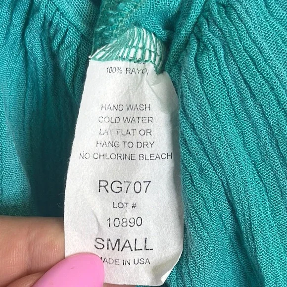 Elan Green Sleeveless Resort Jumpsuit - Picture 5 of 5